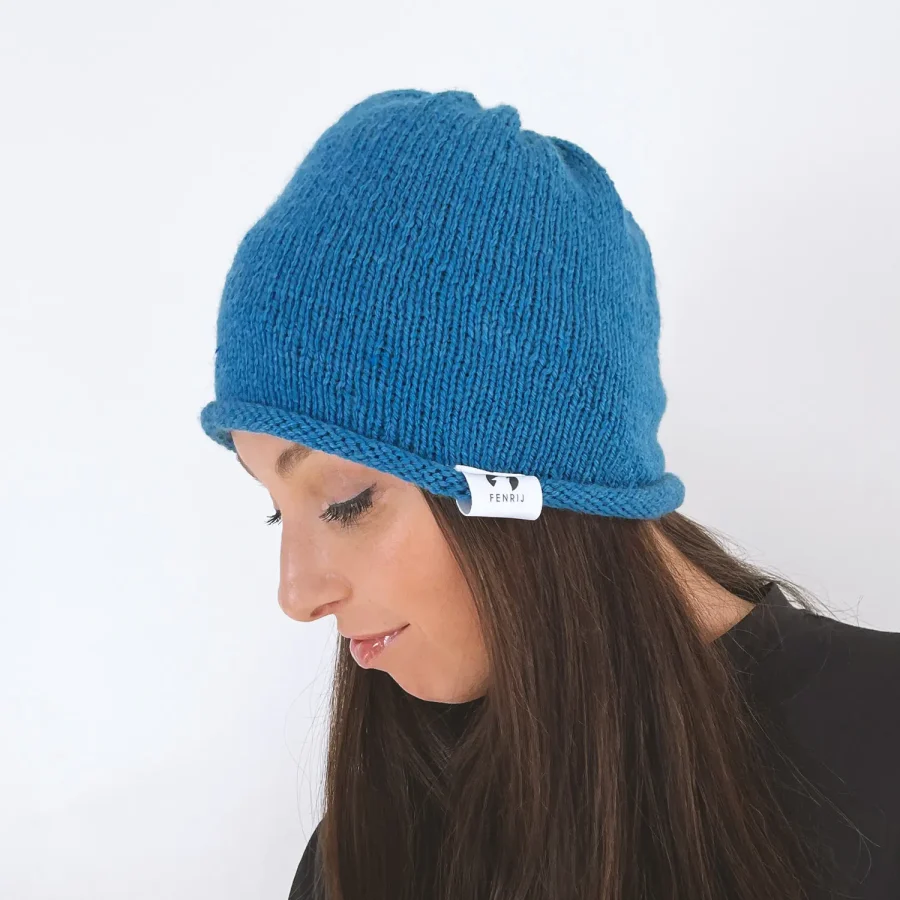 blaue Beanie Ase - Warmer Begleiter für kalte Tage